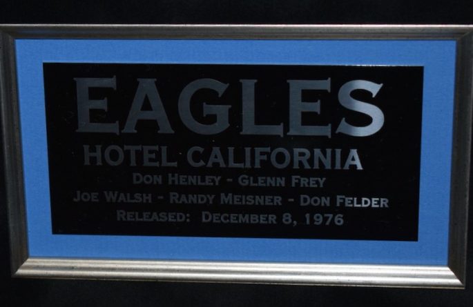 Eagles – Hotel California
