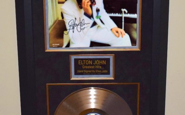Elton John – Greatest Hits