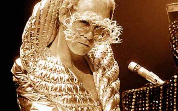 Elton Honolulu II (1975)