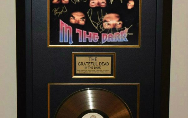 The Grateful Dead – In The Dark
