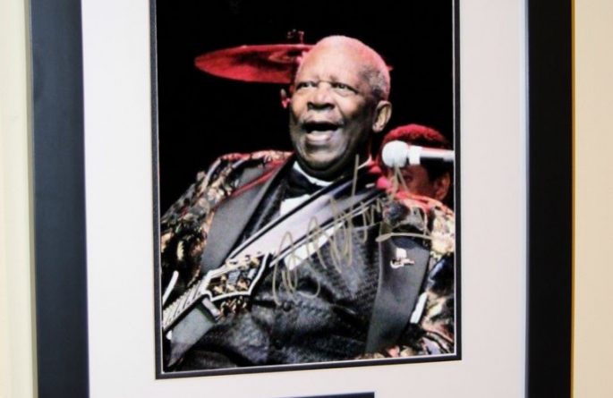 #3-BB King Signed 8×10 Photograph