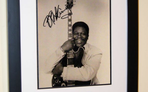 #4-BB King Signed 8×10 Photograph