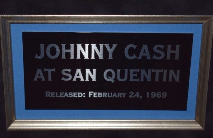 Johnny Cash – At San Quentin