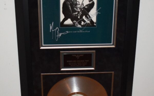 Van Halen – Women and Children First