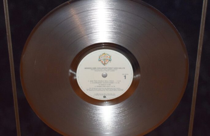 Van Halen – Women and Children First