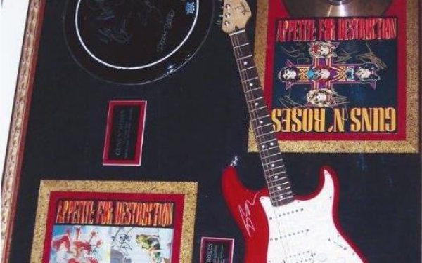 #4 Guns N’ Roses Signed Guitar Display
