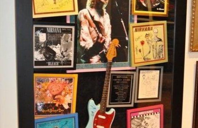 #1-Nirvana Signed Guitar Display