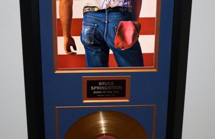 Bruce Springsteen – Born In The U.S.A.