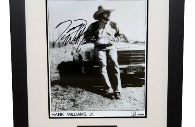 Hank Williams Jr. Signed 8×10 Photograph