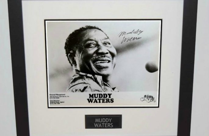 Muddy Waters Signed 8×10 Photograph