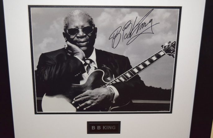 #5-BB King Signed 11×14 Photograph