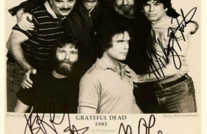 #3-Grateful Dead Signed 8×10 Photograph