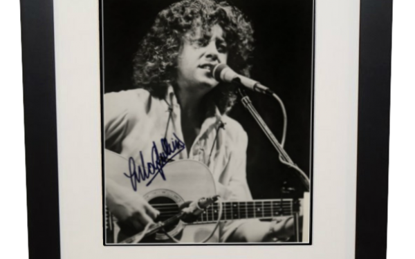 Arlo Guthrie Signed 8×10 Photograph