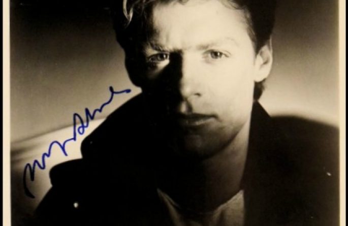 Bryan Adams Signed 8×10 Photograph