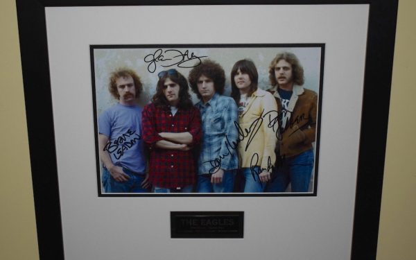 #1-Eagles Signed 8×10 Photograph