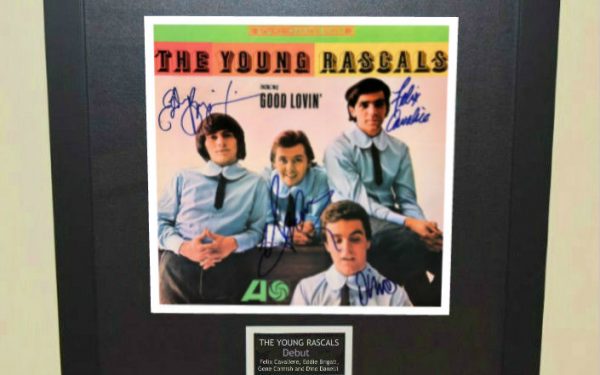 The Young Rascals – Debut
