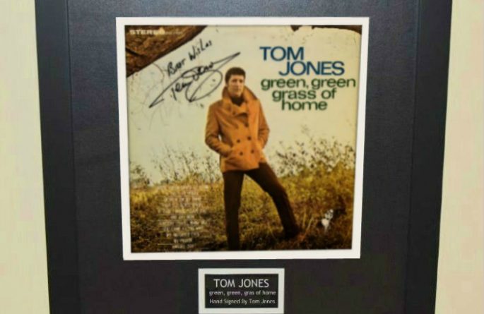 Tom Jones – green, green grass of home