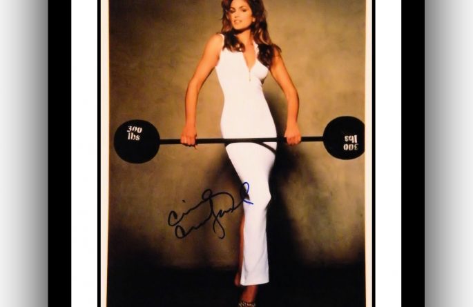 Cindy Crawford Signed Photograph