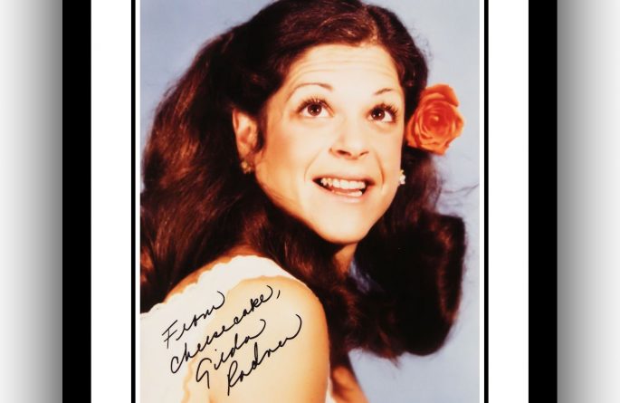Gilda Radner Signed Photograph