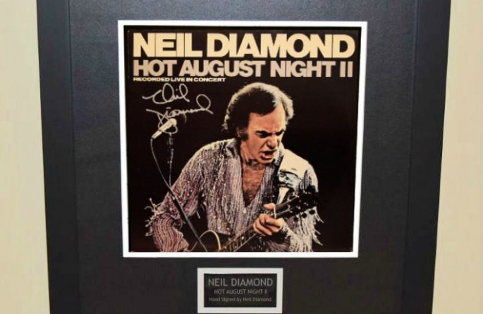 Neil Diamond – Hot August Night II