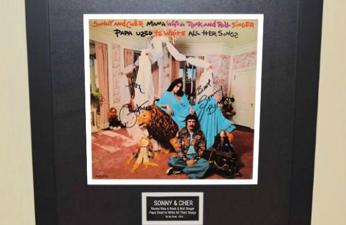 Sonny & Cher – Mama Was A Rock & Roll Singer Papa Used to Write All Their Songs