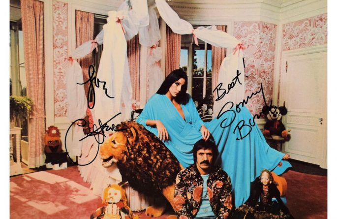 Sonny & Cher – Mama Was A Rock & Roll Singer Papa Used to Write All Their Songs