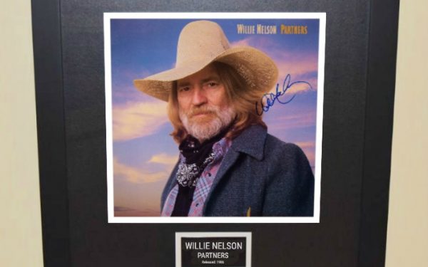 Willie Nelson – Partners