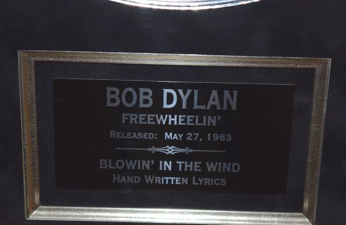 Bob Dylan – Blowin In The Wind