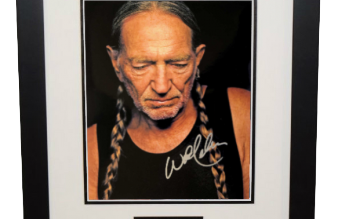 #3 Willie Nelson Signed 8×10 Photograph