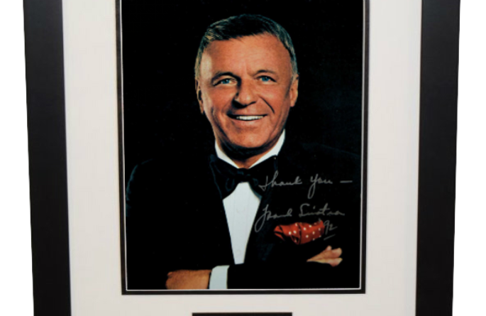 Frank Sinatra Signed 8×10 Photograph