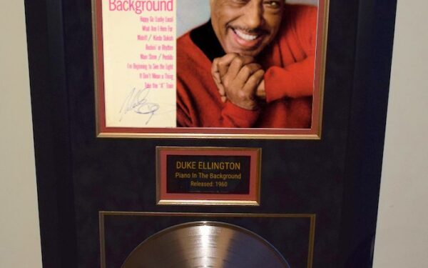 Duke Ellington – Piano In The Background