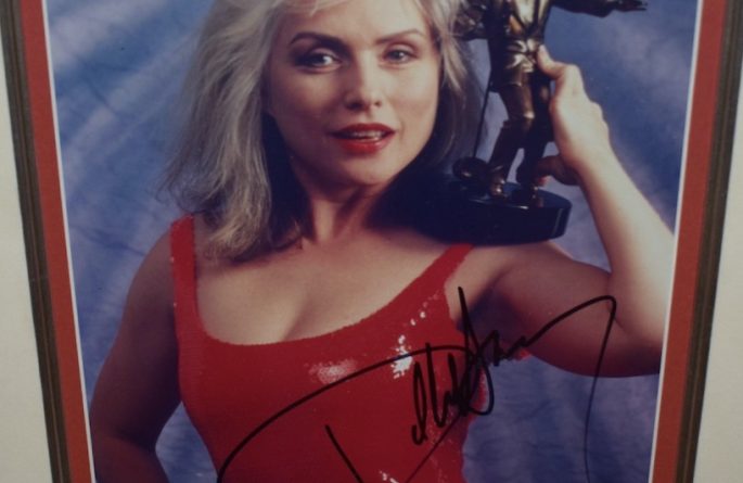 Debbie Harry Signed 8×10 Photograph