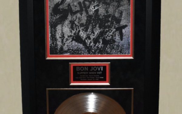 Bon Jovi – Slippery When Wet