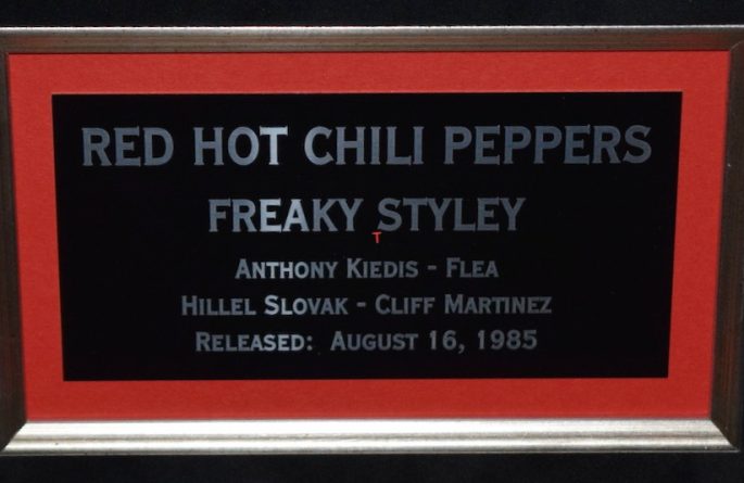 Red Hot Chili Peppers – Freaky Styley