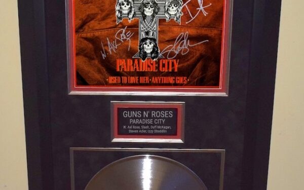 Guns N’ Roses – Paradise City