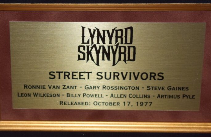 Lynyrd Skynyrd – Street Survivors