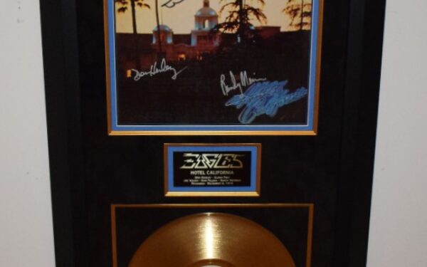 Eagles – Hotel California