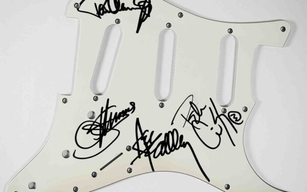 Kiss – Signed Pick Guard