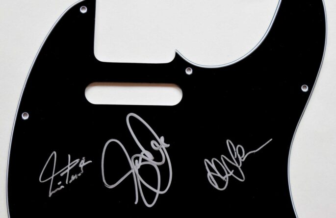 Rush – Signed Pick Guard