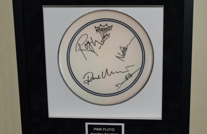Pink Floyd – Signed Drum Head