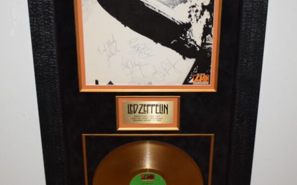 Led Zeppelin – Debut