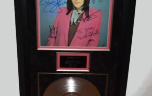 Joan Jett – I Love Rock N’ Roll
