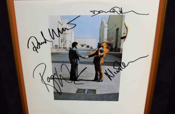 Pink Floyd – Wish You Were Here