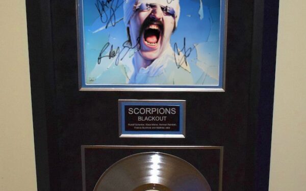 Scorpions – Blackout