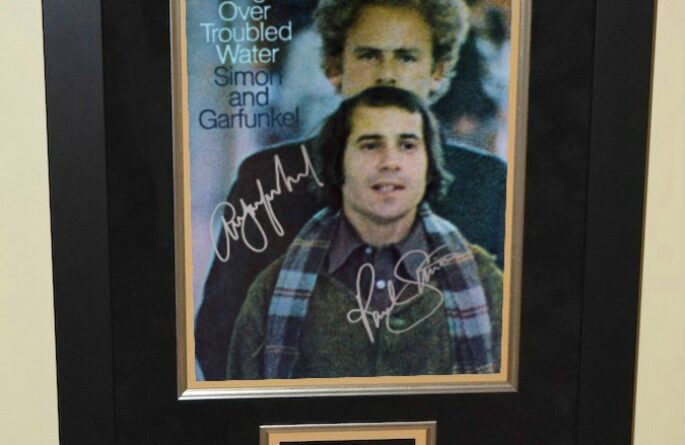 Simon & Garfunkel – Bridge Over Troubled Water