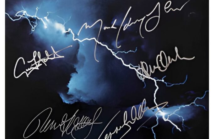 Dire Straits – Love Over Gold