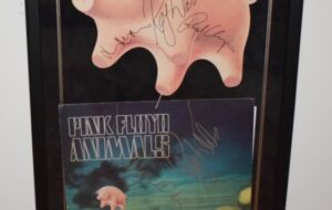 Pink Floyd – Animals Original Store Display Pig & Album Cover