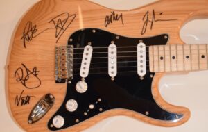 Foo Fighter – Xaviere Custom