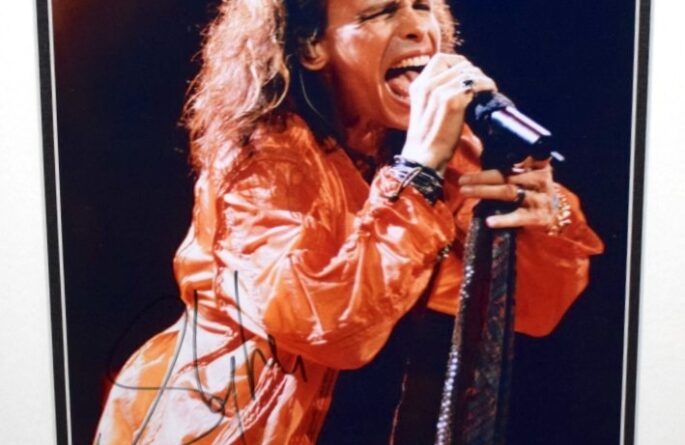 Aerosmith – Steven Tyler Signed Photograph