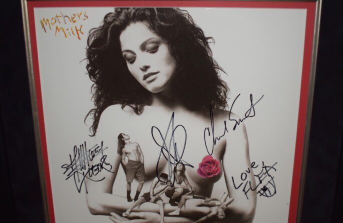 Red Hot Chili Peppers – Mother’s Milk